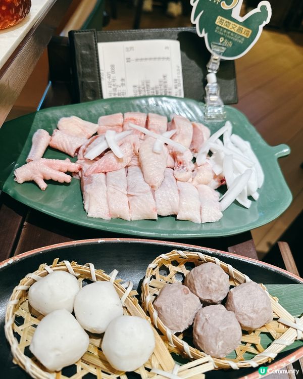 打邊爐新選擇！深圳椰子雞＋煲仔飯＋前菜bar超滿足 😍