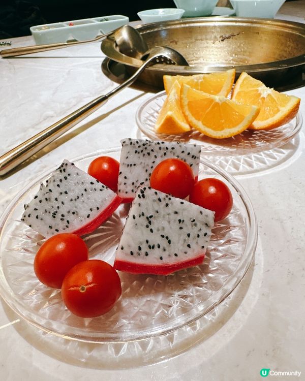 打邊爐新選擇！深圳椰子雞＋煲仔飯＋前菜bar超滿足 😍