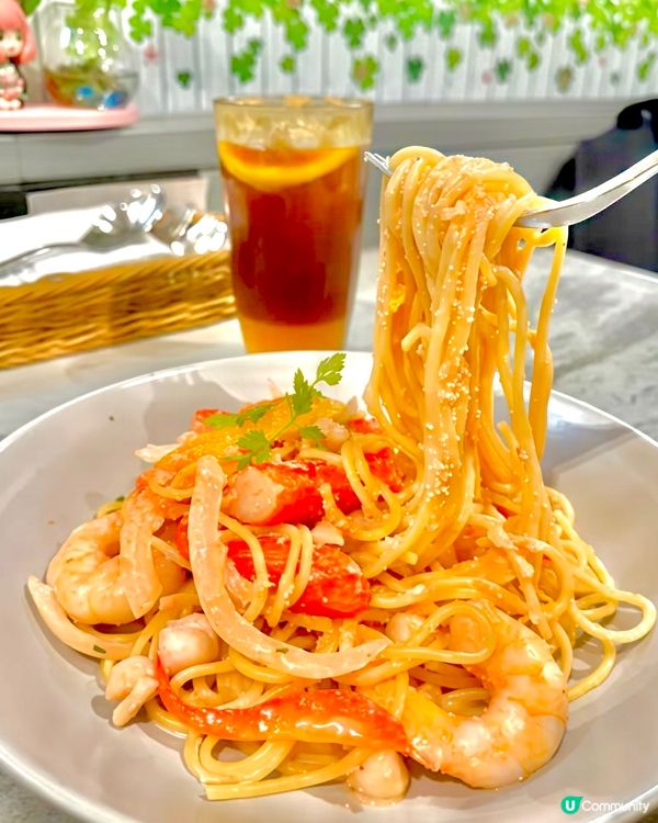 正！學生黨都食得開心！😋 煙三文魚菠菜班尼迪蛋🍳