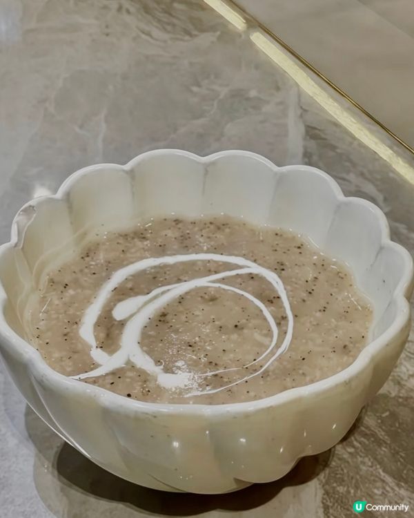 正！學生黨都食得開心！😋 煙三文魚菠菜班尼迪蛋🍳