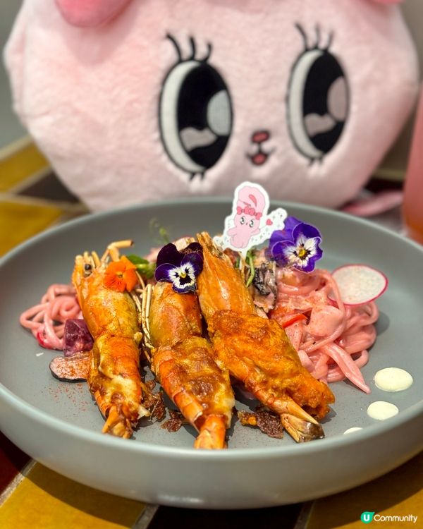 Both crossover Esther bunny 💕