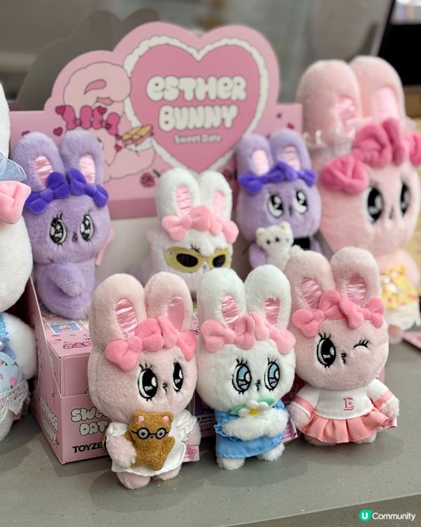 Both crossover Esther bunny 💕