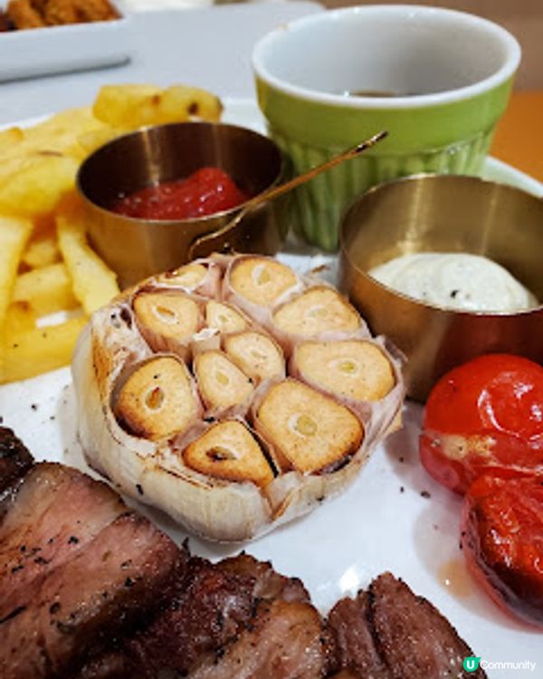 甜牙牙．$300有找歎足牛小排+海鮮+窩