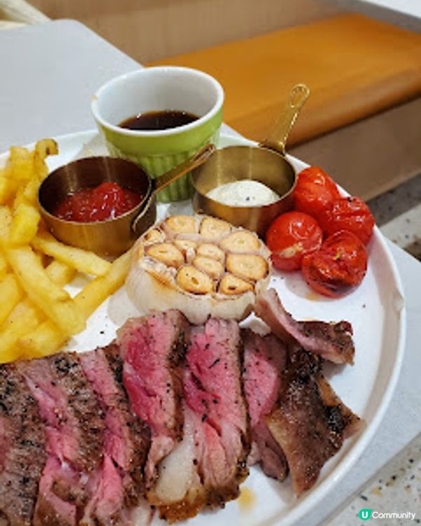 甜牙牙．$300有找歎足牛小排+海鮮+窩