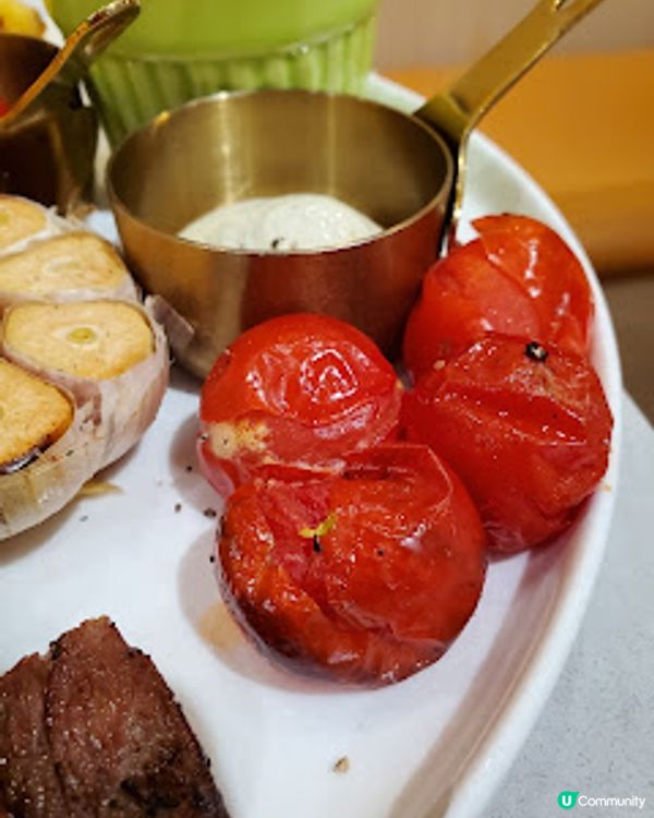 甜牙牙．$300有找歎足牛小排+海鮮+窩