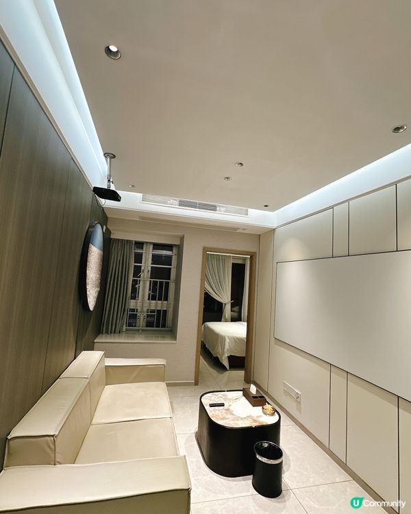 $500住深圳高級公寓開箱｜一晚變身私人影院＋美團外賣開餐