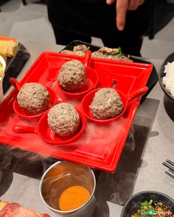 就犟牛肉火鍋：鮮到極致！😋