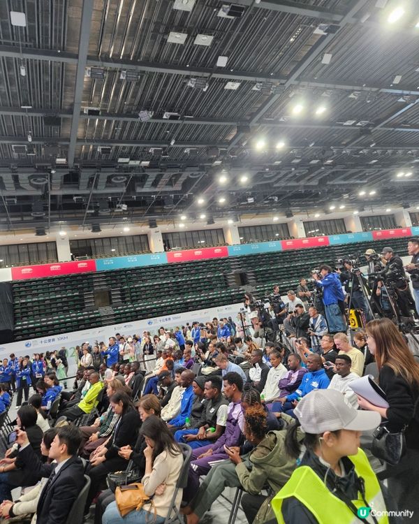 今個星期日就跑渣馬10k 喇，今次冇練過跑，完全冇時間，希望...