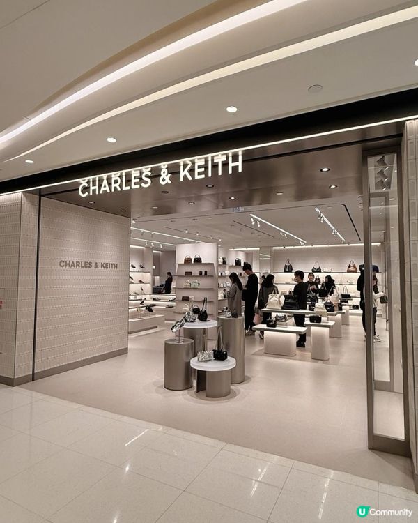 Ｉ👯‍♀️同閨蜜又掃咗Charles & Keith靚包！人氣新加坡品牌終於喺屯門開新店喇👜🥳