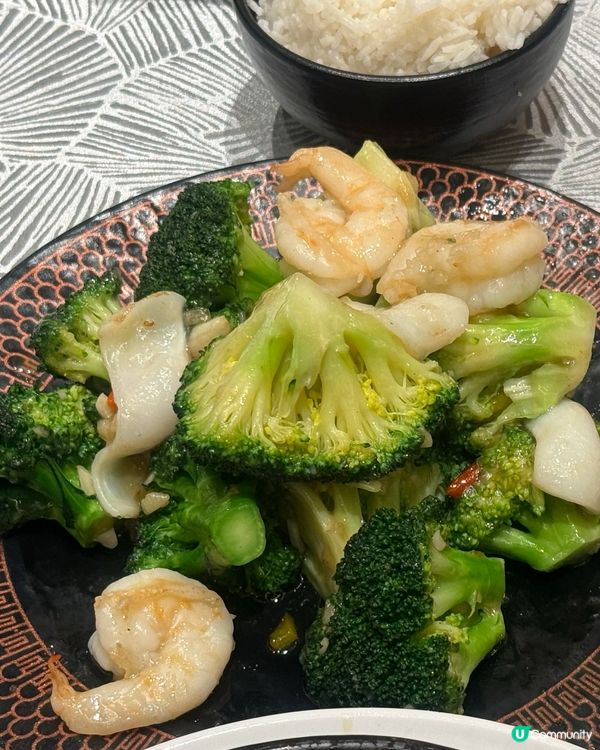 西蘭花炒鮮魷蝦球
