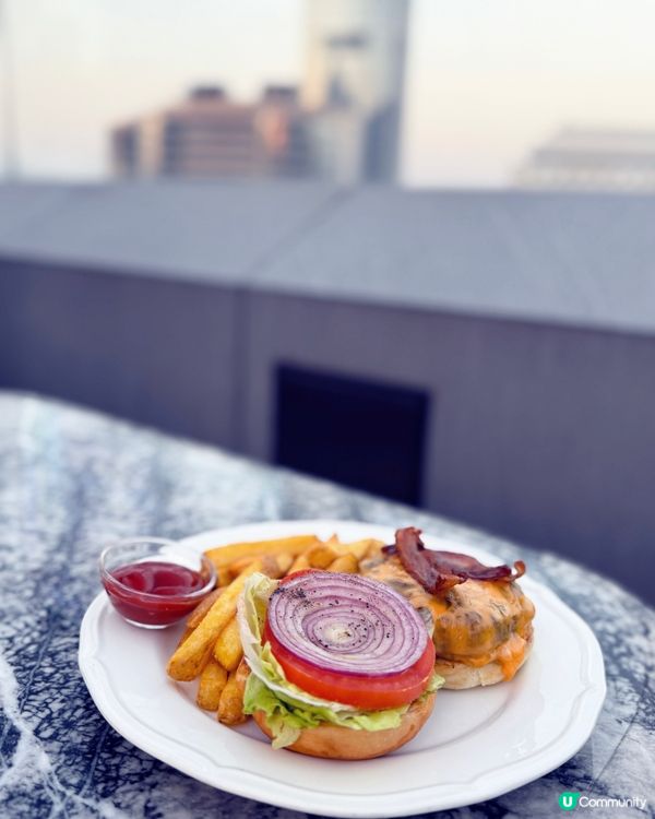 生日飯局！靚景酒吧慶生 🥳🌅