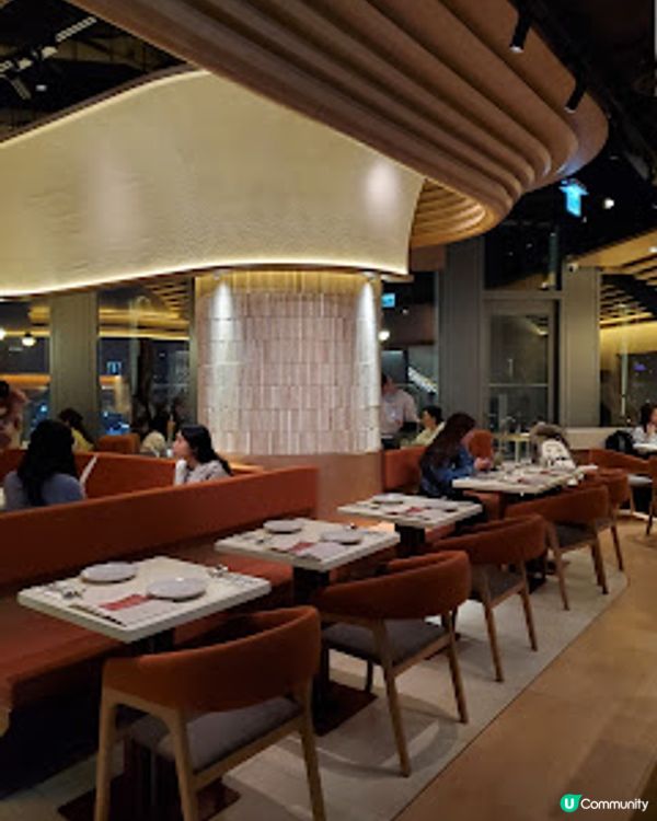 Nisugu．脆皮乳豬、海鮮飯配無敵夜景