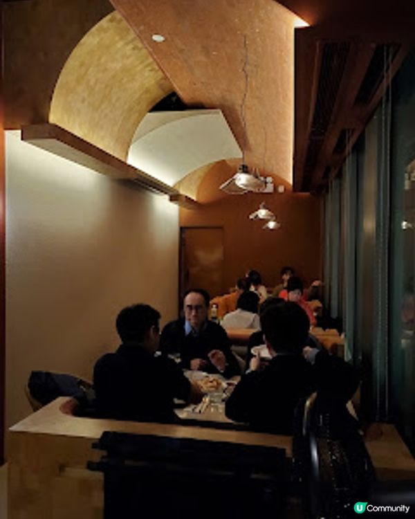 Nisugu．脆皮乳豬、海鮮飯配無敵夜景