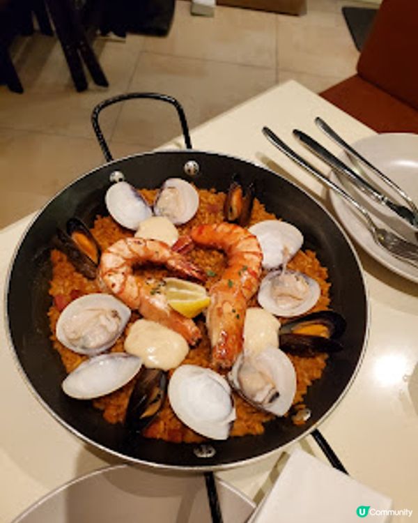 Nisugu．脆皮乳豬、海鮮飯配無敵夜景