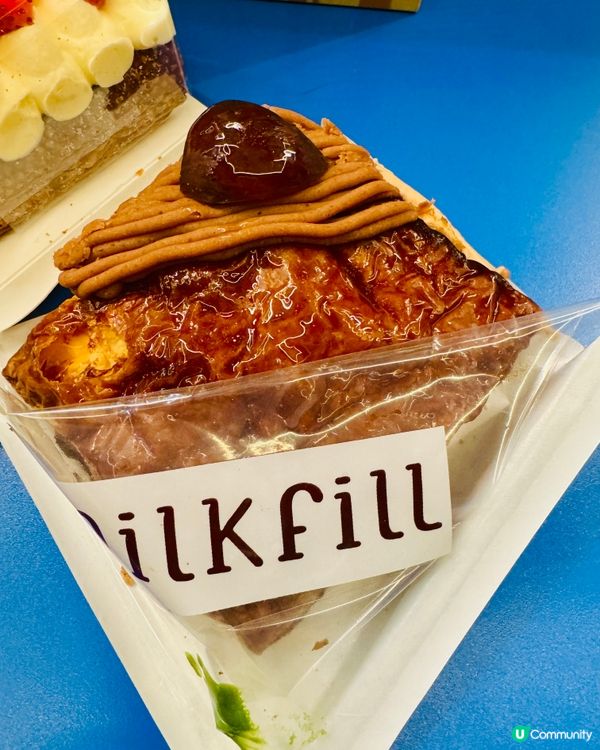 人氣長龍店！ 為咗呢個拿破崙，值得！