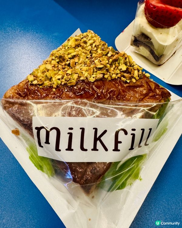 人氣長龍店！ 為咗呢個拿破崙，值得！