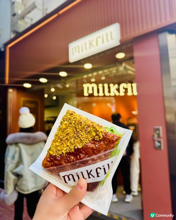 人氣長龍店！ 為咗呢個拿破崙，值得！