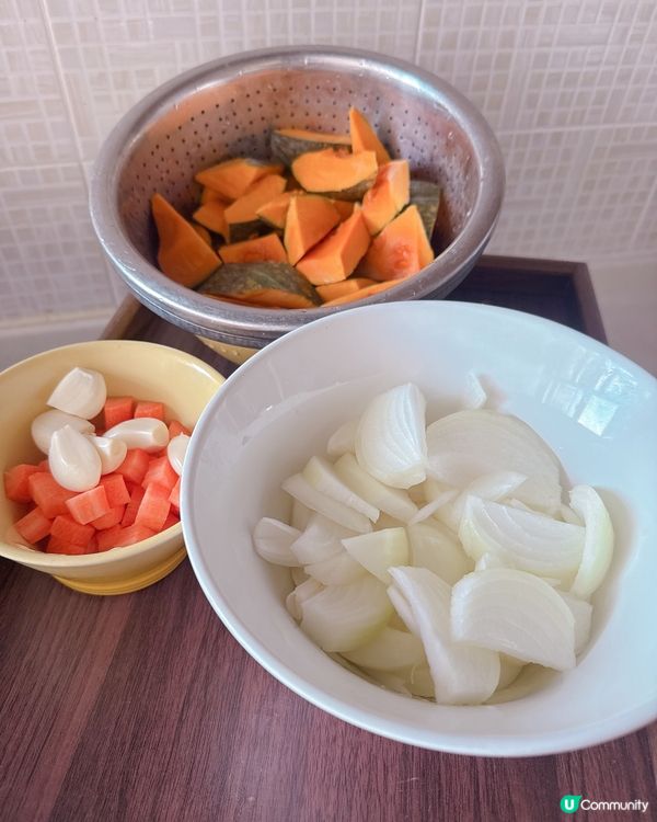 自家製超濃郁粟米南瓜湯