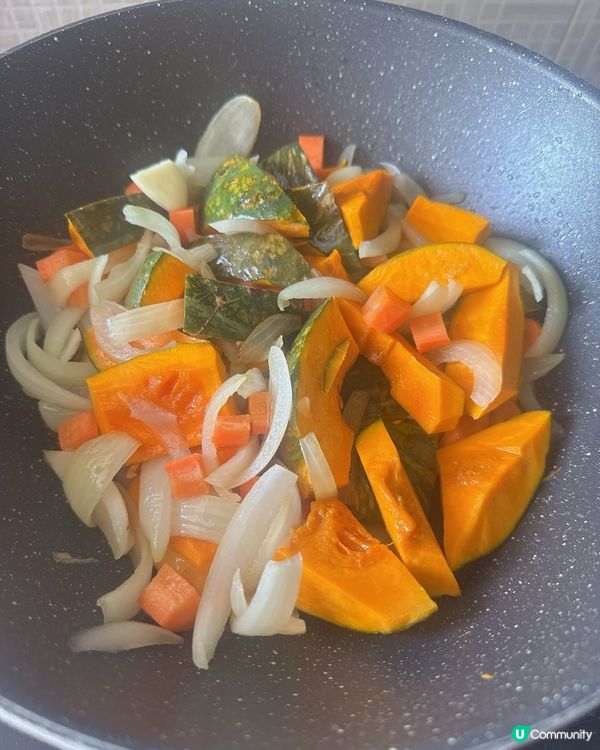 自家製超濃郁粟米南瓜湯