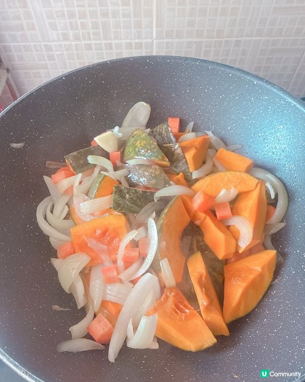 自家製超濃郁粟米南瓜湯