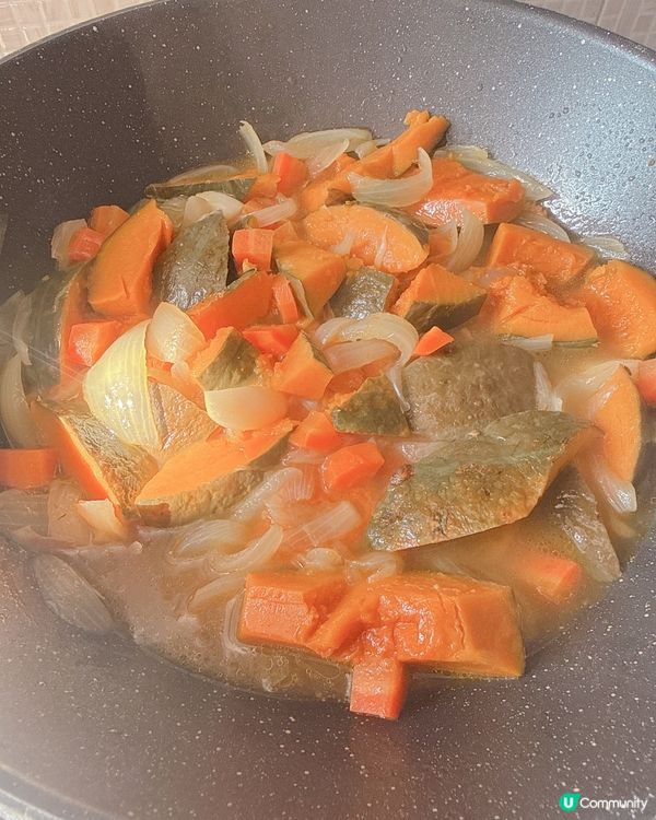 自家製超濃郁粟米南瓜湯