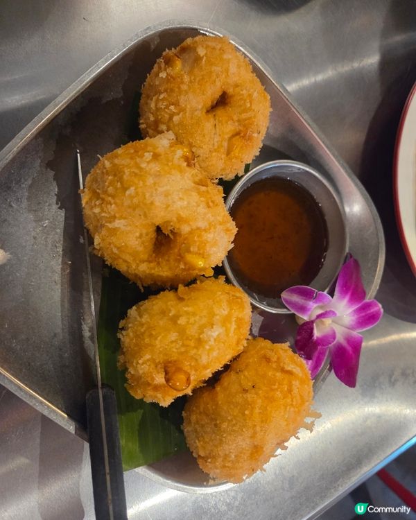 泰味爆擊！🤤 酥脆香甜炸玉米餅！