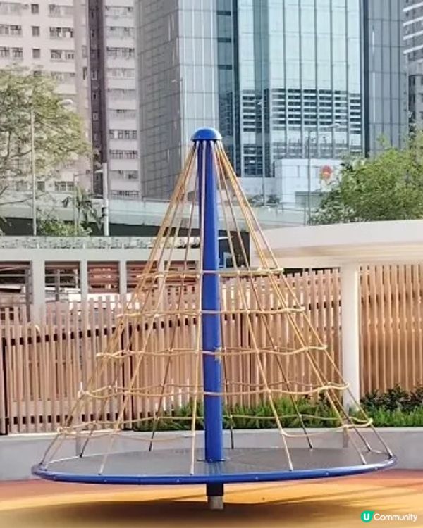 西區新公園！親子寵物天堂！🤩