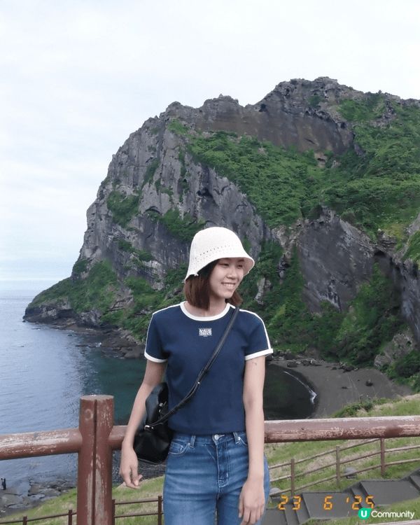 上年六月到濟洲島4日3夜自駕遊，選擇咗用自由鳥，方便訊號接收...