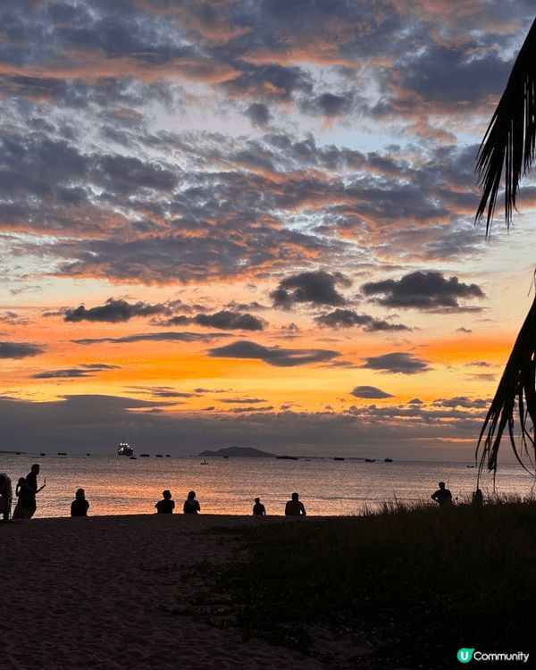 和家人去三亚庆祝生日，度过了很愉快的假期！打卡了大东海景区，...