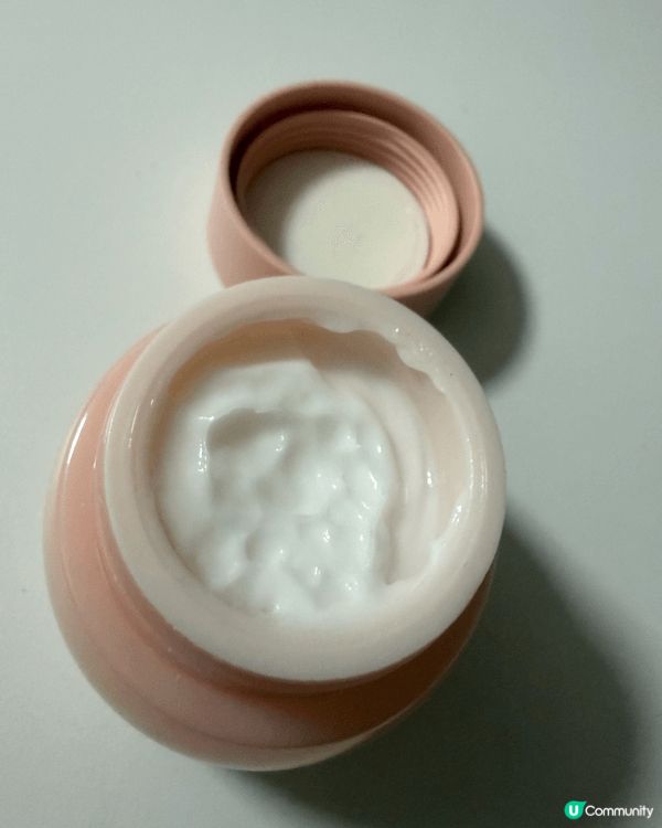 最近見黑眼圈大左，就選用呢款etude house mois...
