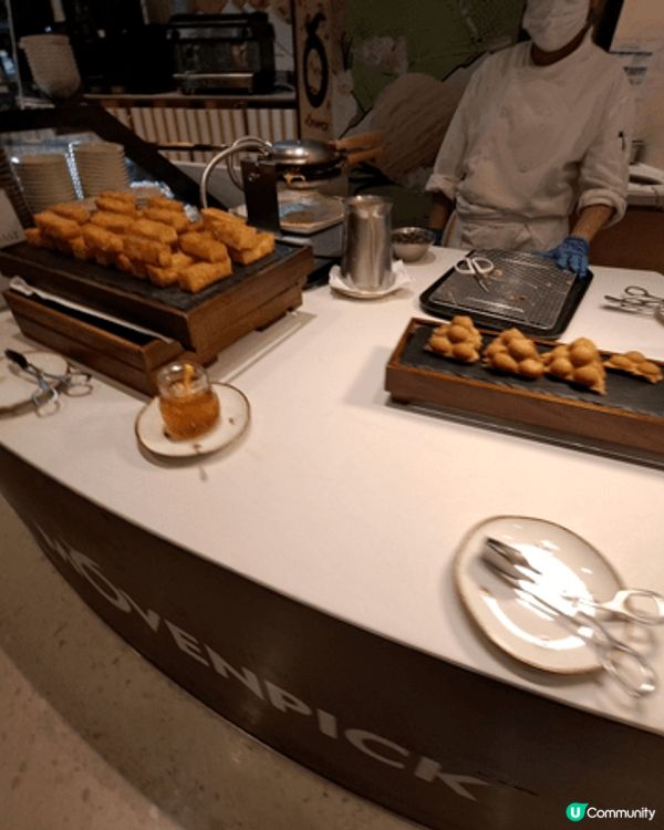 朗豪坊康得思酒店下午茶自助餐，款式多，質素好，服務周到。由3...