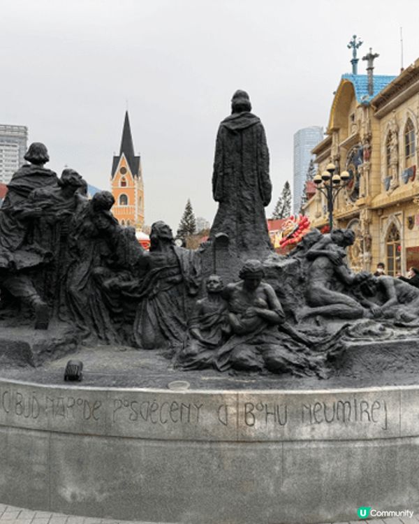 呢度係一個免費嘅小鎮，所有建築都好靚就好似去咗外國咁 其實佢...