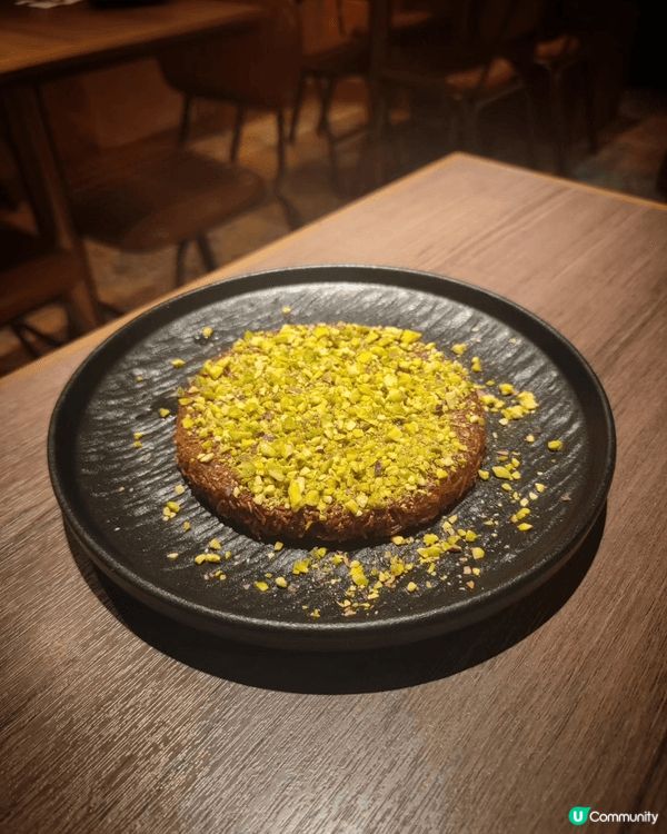 香港少見的地中海莱餐廳，菜式選擇多元化，裝修設計精緻，氣氛舒...