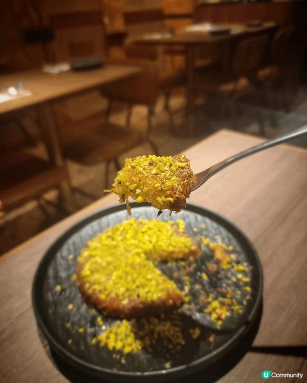 香港少見的地中海莱餐廳，菜式選擇多元化，裝修設計精緻，氣氛舒...