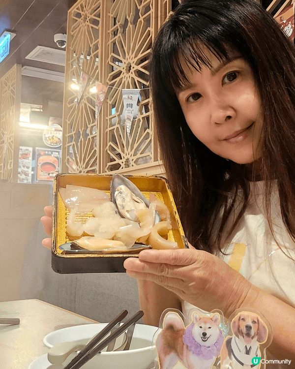 呢度食嘢好多選擇, 又好味, 我仔就好鍾意囉, 佢仲食咗好多...