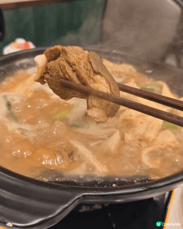 天氣咁凍一定食暖笠笠嘅美食！ 一定有雙冬羊腩煲！！台灣牛肉麵...