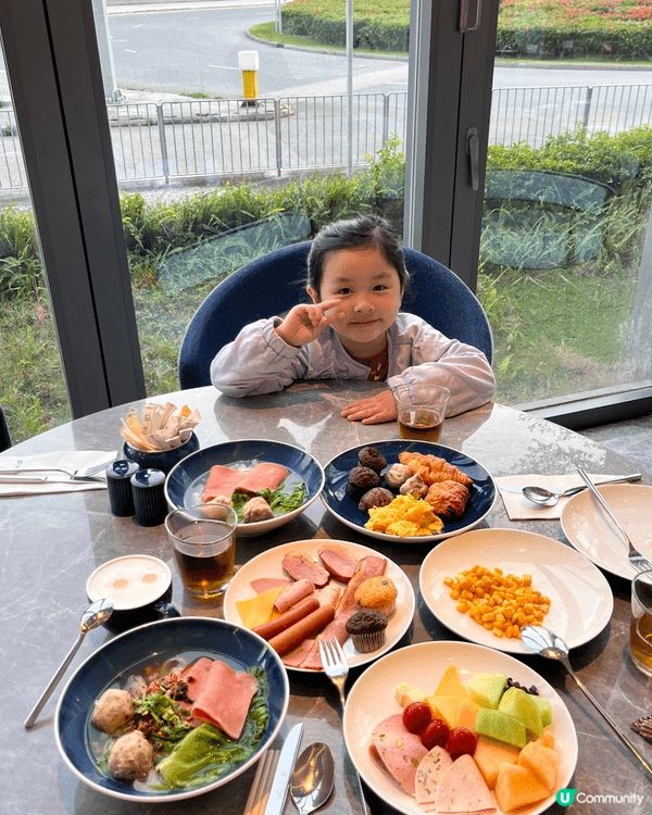 以上係我2025年食過最好食嘅各種餐廳🍴各式各樣嘅甜品，每一...