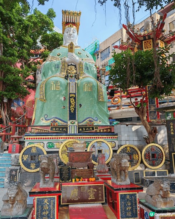 網上見到淺水灣有張愛玲展覽，可惜平日去沒有導賞，只有星期六日...