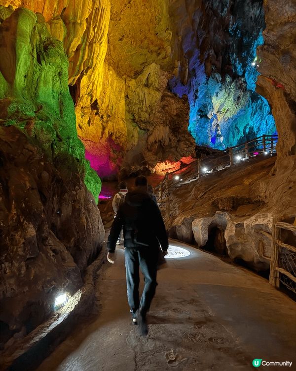 前排報左個旅行社嘅連州三日兩夜，原來近清遠嗰邊，有山有水，住...