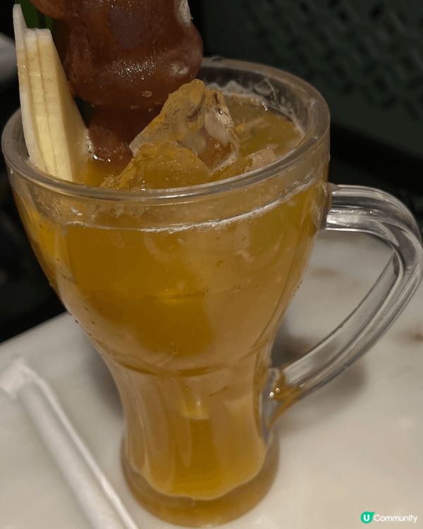 綠茶，最啱小朋友去既餐廳，小朋友一見到熊貓造型沙冰就超開心，...