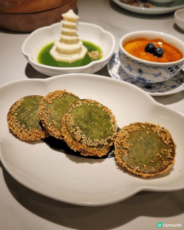 打新派浙江菜嘅「綠茶餐廳」💚，係荃灣綠楊坊開咗新分店🆕️，裝...