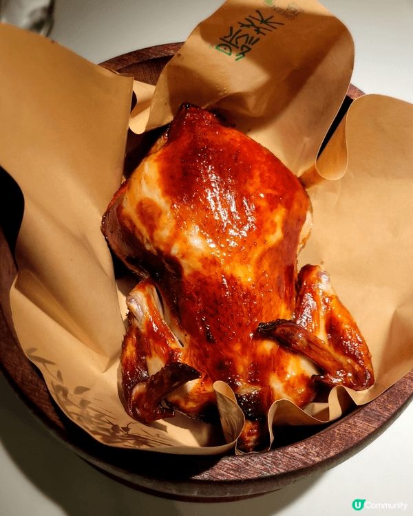 打新派浙江菜嘅「綠茶餐廳」💚，係荃灣綠楊坊開咗新分店🆕️，裝...