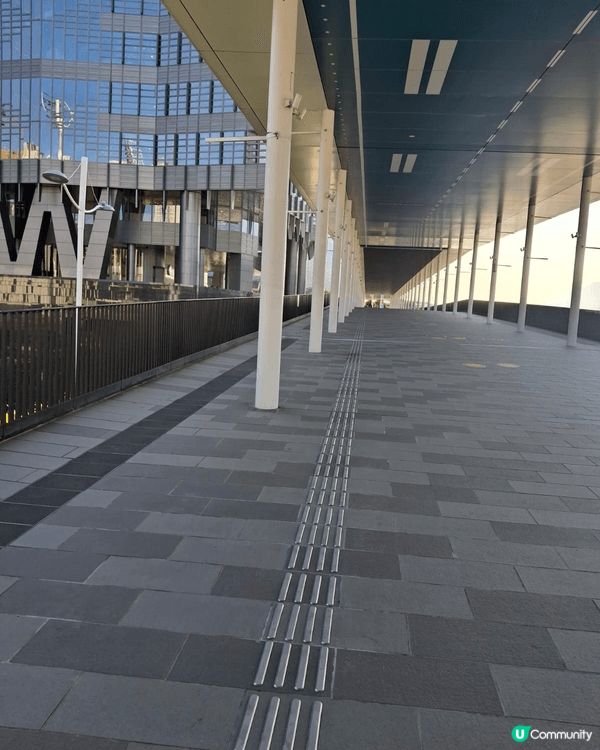 這是汕尾建築樓群沿海興建樓群不高有懷舊感