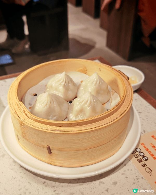 上海菜又叫做滬菜，口味講究，素來都係以濃油赤醬，甜中帶鹹係招...