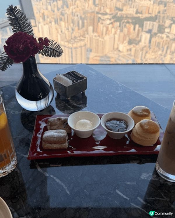 麗思卡爾頓酒店103 high tea 食物政治服務一流景觀...
