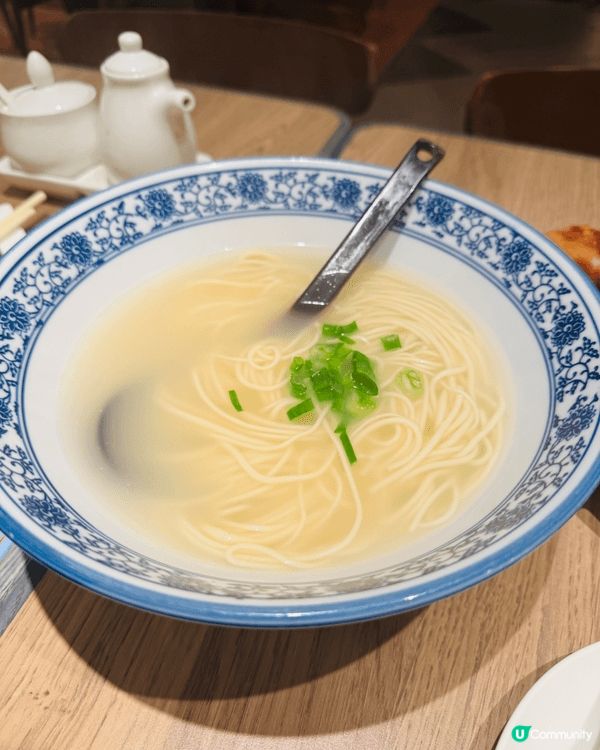 上海姥姥星期一至五有餐牌照價6折至8折下午茶，多款拉麵、點心...