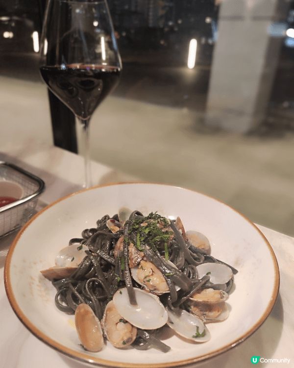 啟德美食慶新年！🥂✨