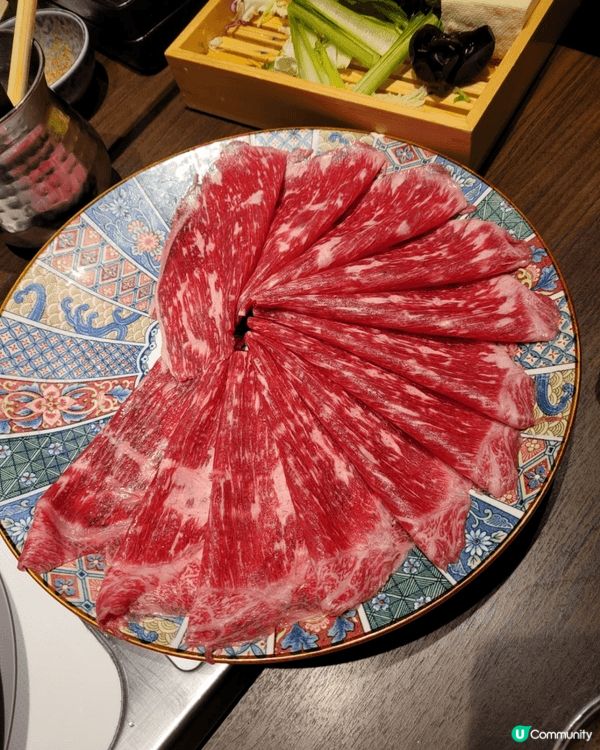 日本之旅，黑毛和牛任食，吃到飽，價錢大約4000日元，牛肉品...