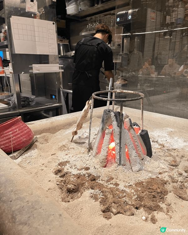 這間是一間鐵板燒的餐廳位於日本福岡，名字叫一六八，之前網上留...