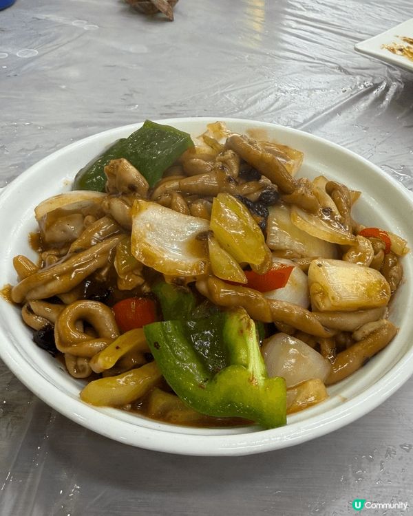 港島街市尋美食！ 喺士美菲路熟食中心嘅權記小菜館，晚晚都座無...